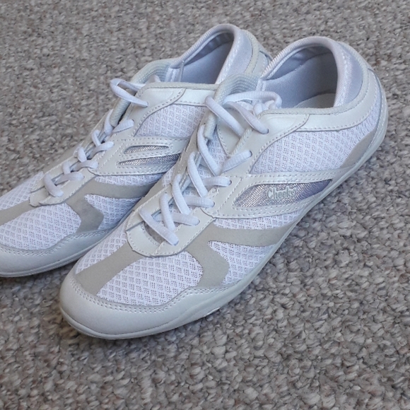 NWOB Cheeks Barefoot Tony Litle Designs Shoes. - Picture 3 of 8